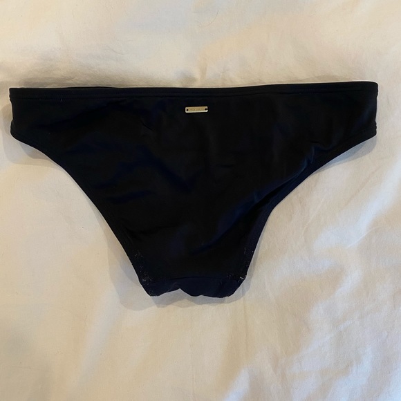 VS Black bikini bottoms - Picture 2 of 2